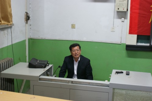 省总工会生产部部长周克民应邀来我校 “和谐劳动关系专家讲坛”作报告