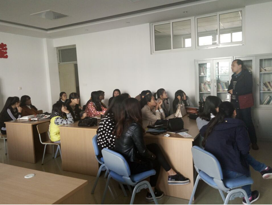 校外实训老师走进管院，社工学生享视听盛宴