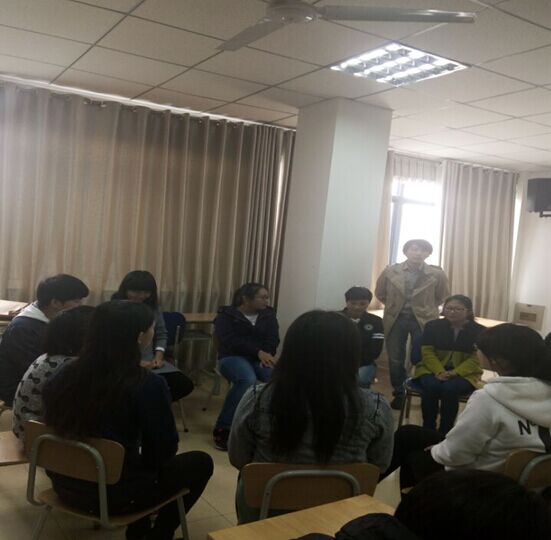 校外实训老师走进管院，社工学生享视听盛宴