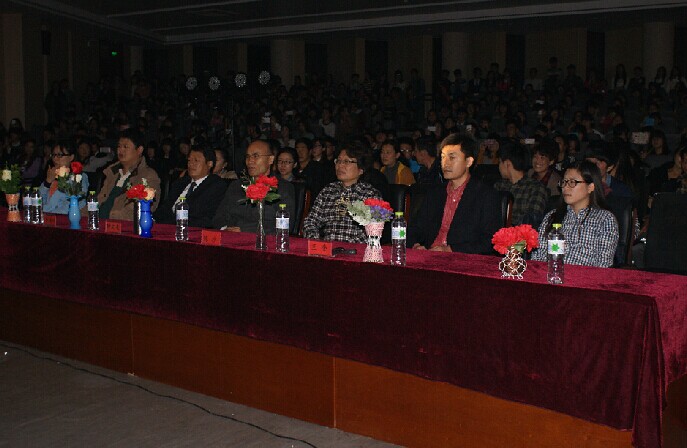 劳动关系学院2014级迎新晚会圆满落幕